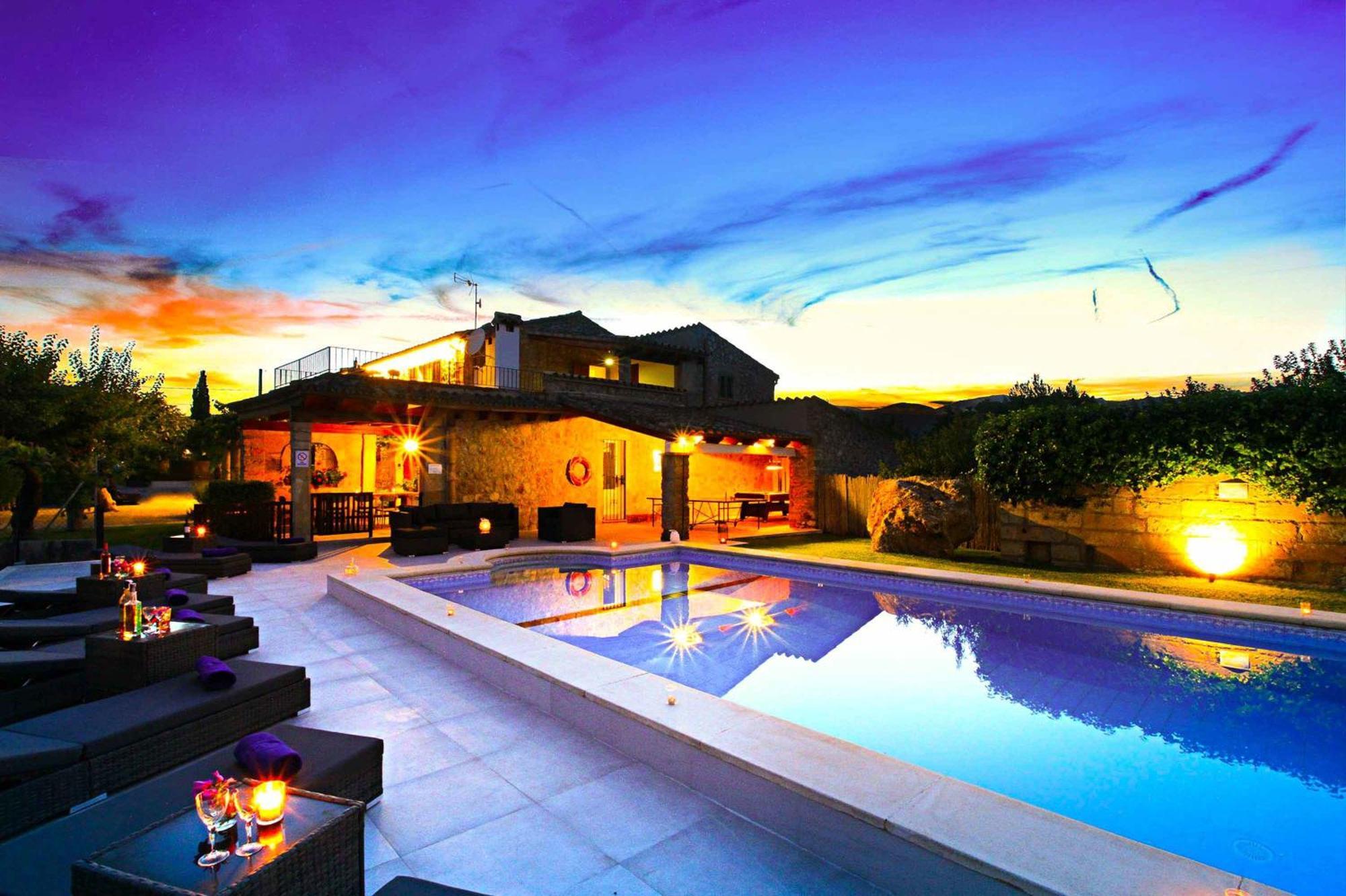 Crever Villa *