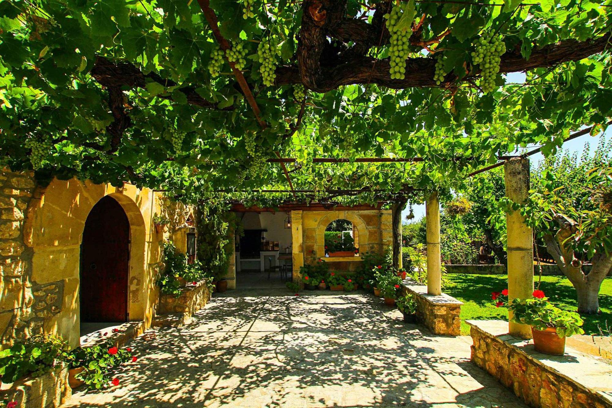 Crever Villa *